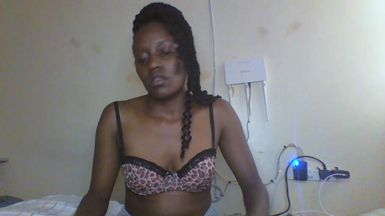 Naughtyellah's Streamate show and profile