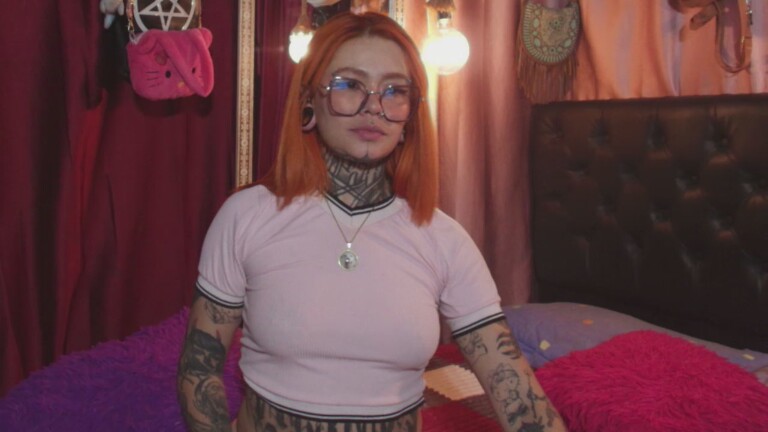 Neicaru's Streamate show and profile