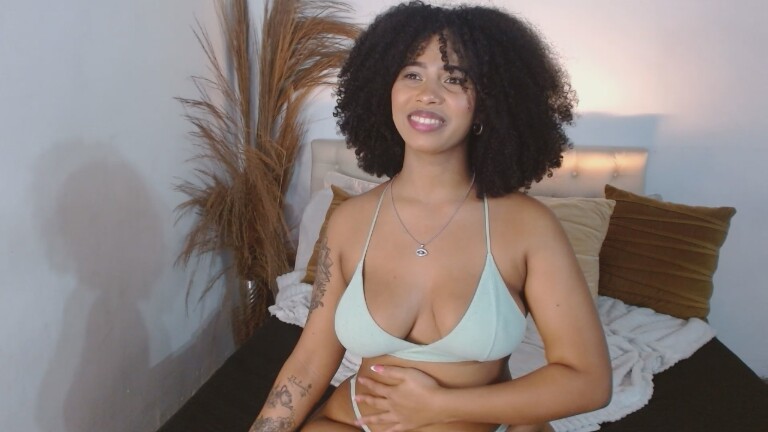 AdharaHiiller's Streamate show and profile