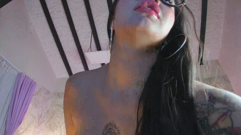 KoralDaviss's Streamate show and profile