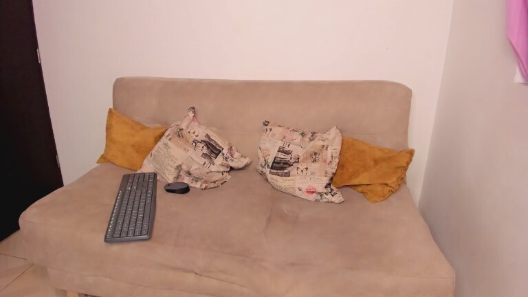 AliceeSecret's Streamate show and profile