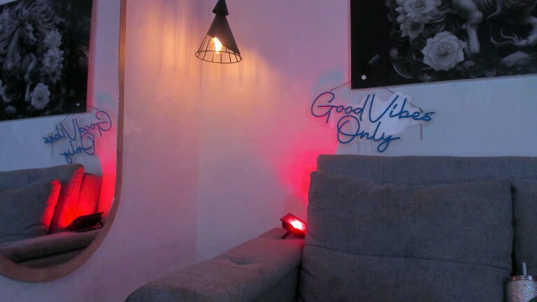 MacarenaEscobar27's Streamate show and profile