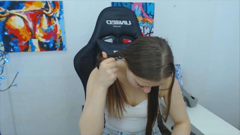 ArinaBelly's Streamate show and profile