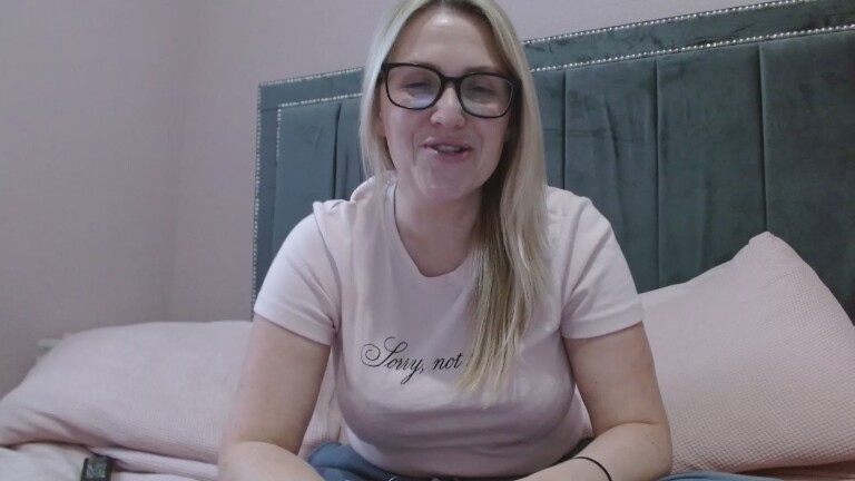 Scarlettxoxoxo's Streamate show and profile