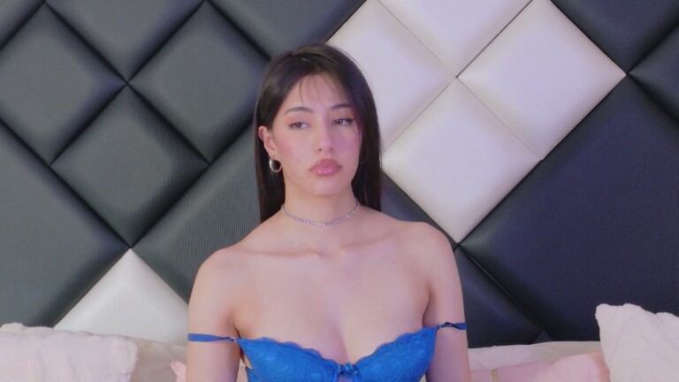 JohanaPiero's Streamate show and profile