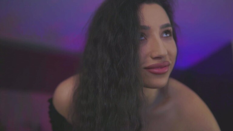 Ramira_Rowa's Streamate show and profile