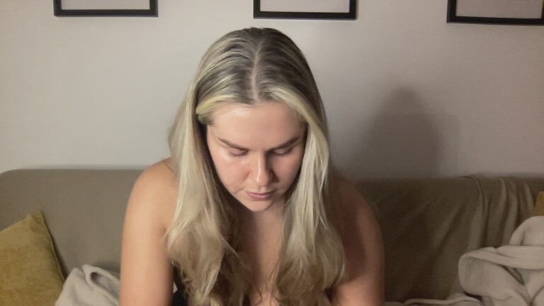 ClaraXVale's Streamate show and profile