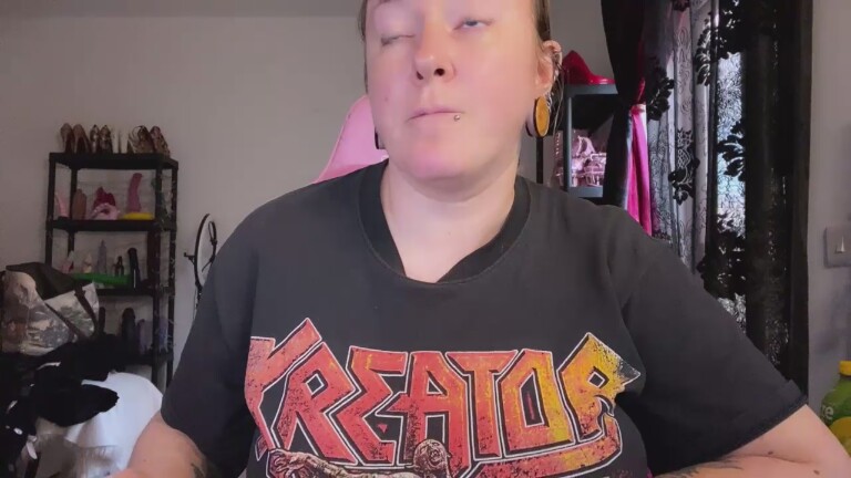 GoddessKisica's Streamate show and profile