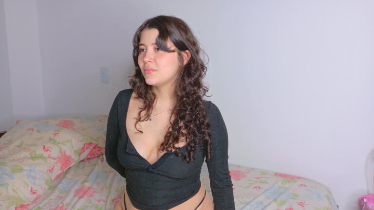 RosieFernandez's Streamate show and profile