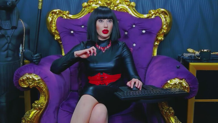 LaraMaeve's Streamate show and profile