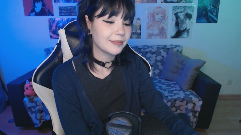 Minatyan18's Streamate show and profile