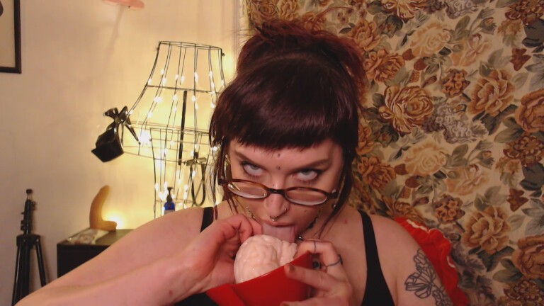 xHadesVonDirgex's Streamate show and profile