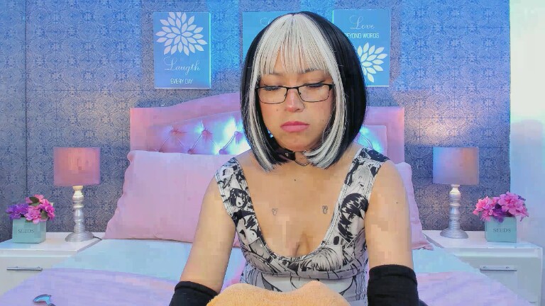 MierukoTsuki's Streamate show and profile