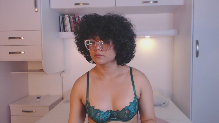 MartinaRuis's Streamate show and profile