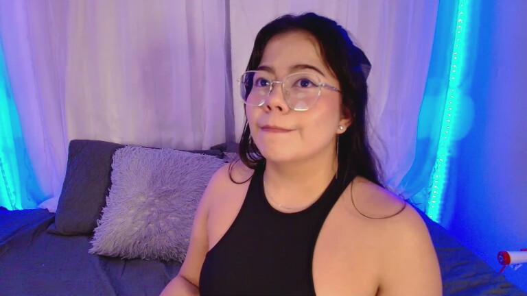 LinaRossie's Streamate show and profile
