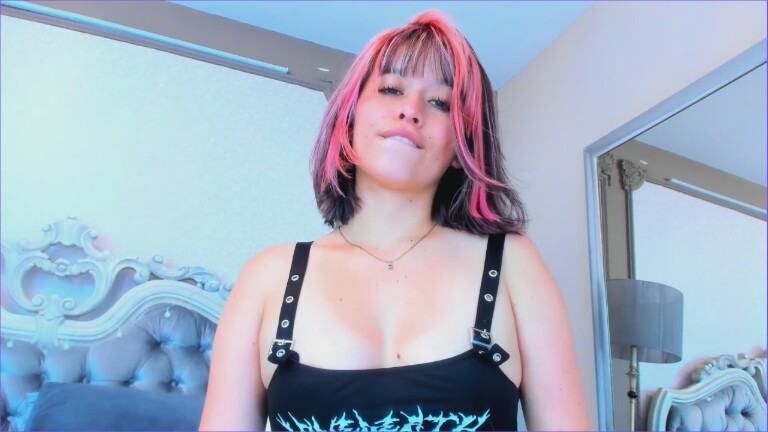 SiaSavach's Streamate show and profile