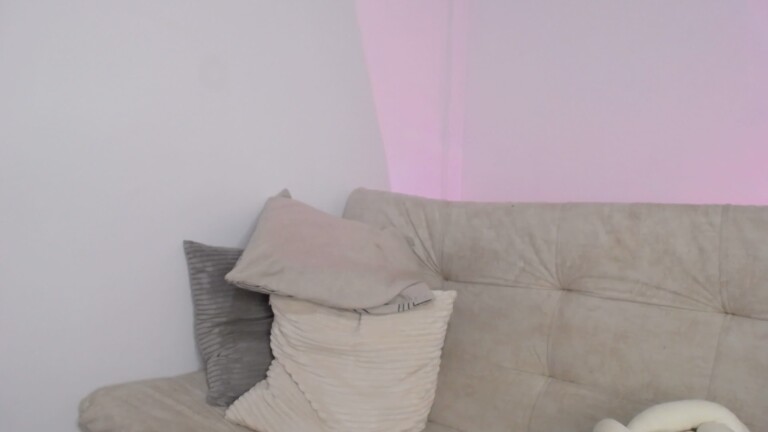 SummerStones's Streamate show and profile