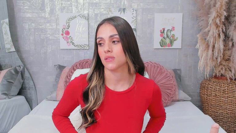 SaraBacker's Streamate show and profile