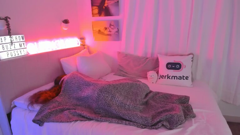 QueenChloeXO's Streamate show and profile