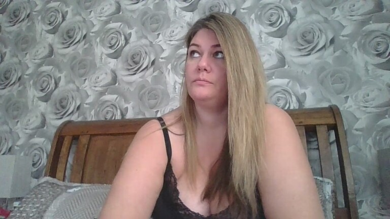 BabyCakesUK's Streamate show and profile