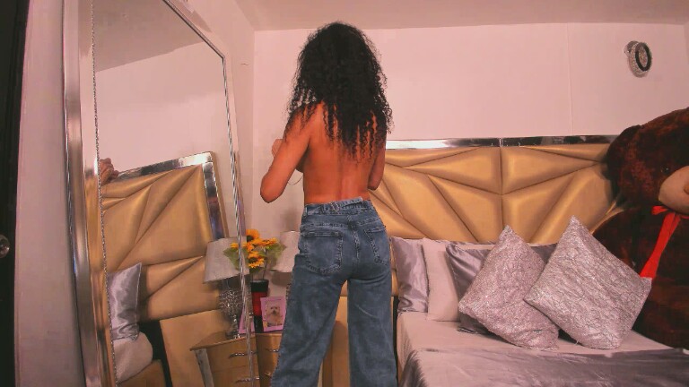 KarenDuval's Streamate show and profile