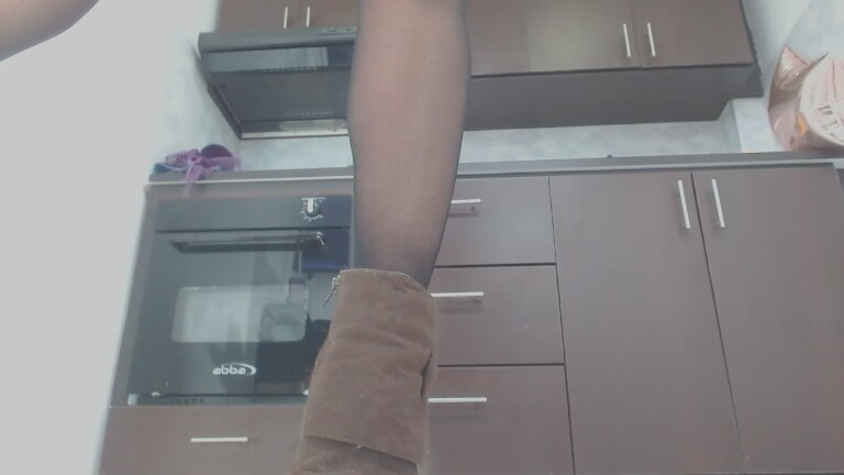 LunaDumont's Streamate show and profile