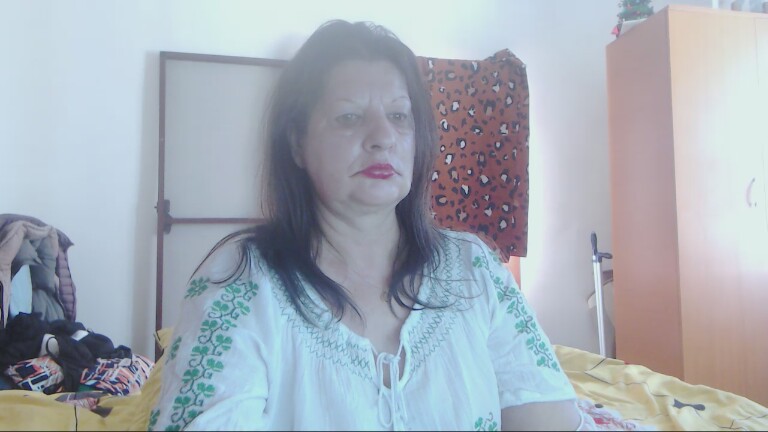 ExtasyMature's Streamate show and profile