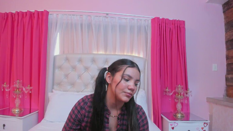 AlaskaRoss's Streamate show and profile