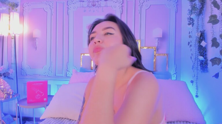 NaraSuarez's Streamate show and profile