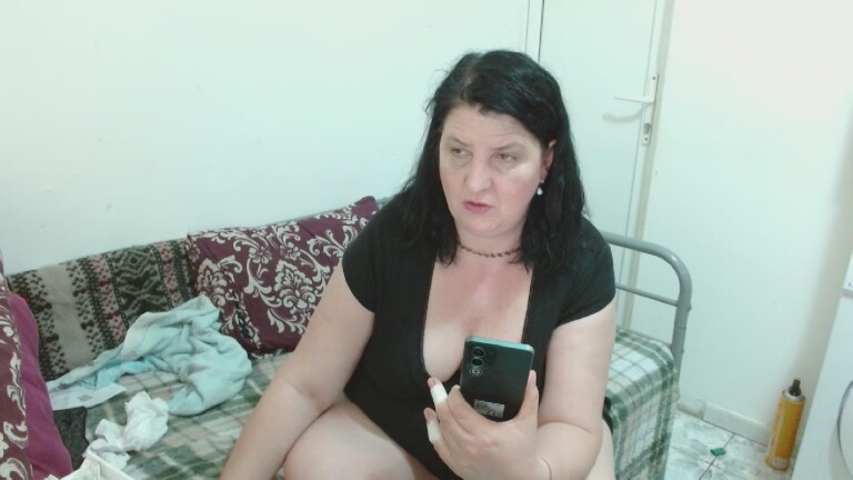 RidemerafSuzana's Streamate show and profile