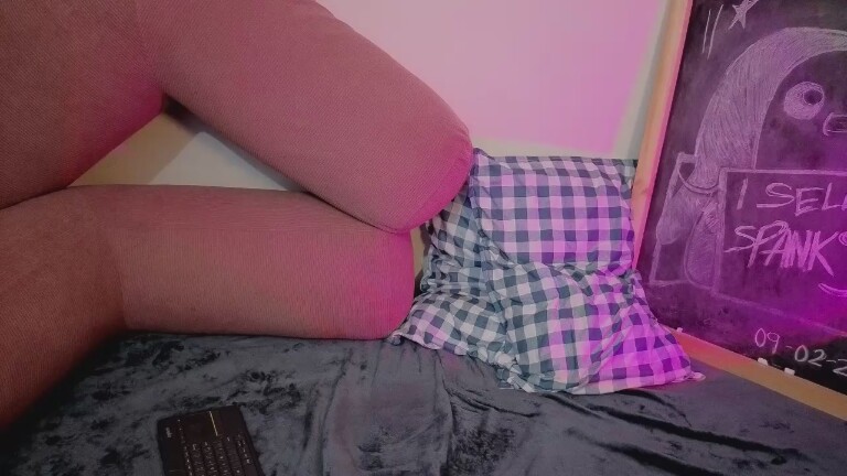 Gaia33's Streamate show and profile