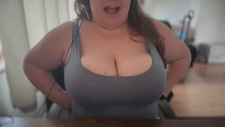 BigBustyBetty0069's Streamate show and profile