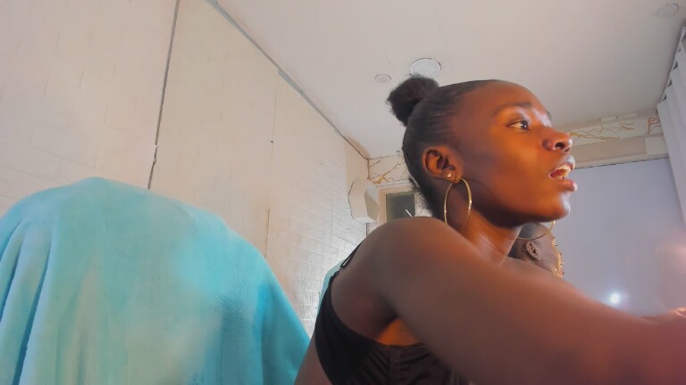 HelenAguilarSg's Streamate show and profile