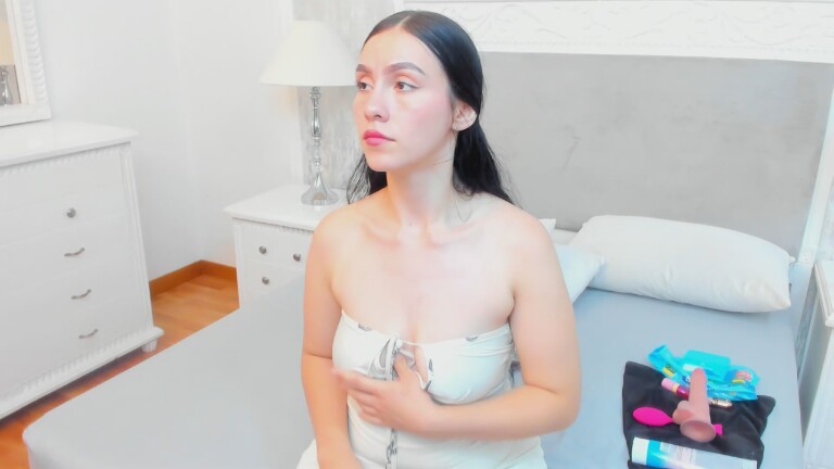 NatashaOlivaress's Streamate show and profile