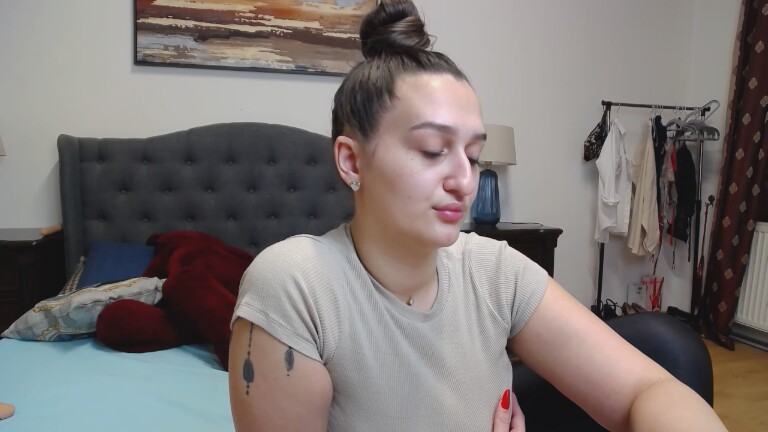 MARTAHx's Streamate show and profile