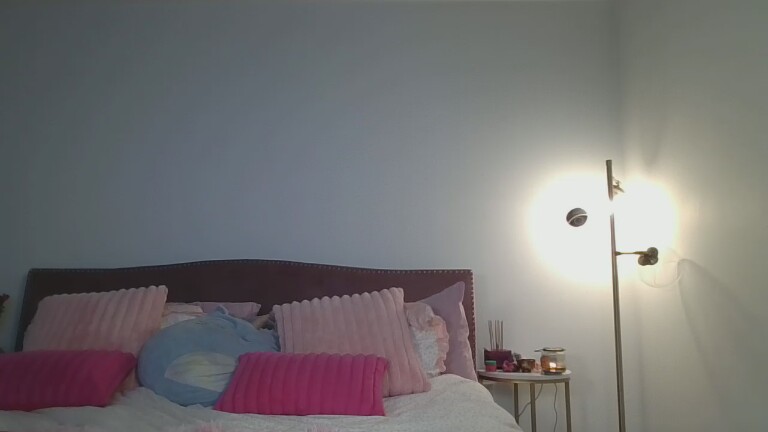 NicoleSarahh's Streamate show and profile