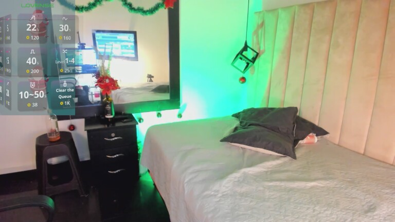 Cristalvonne's Streamate show and profile