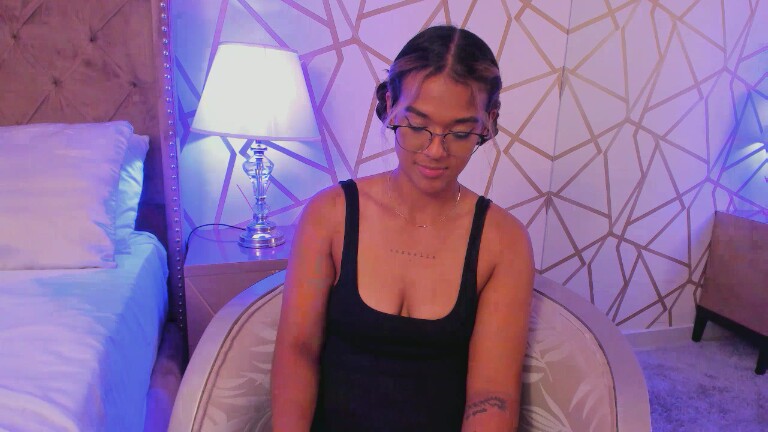 SaschaFit's Streamate show and profile