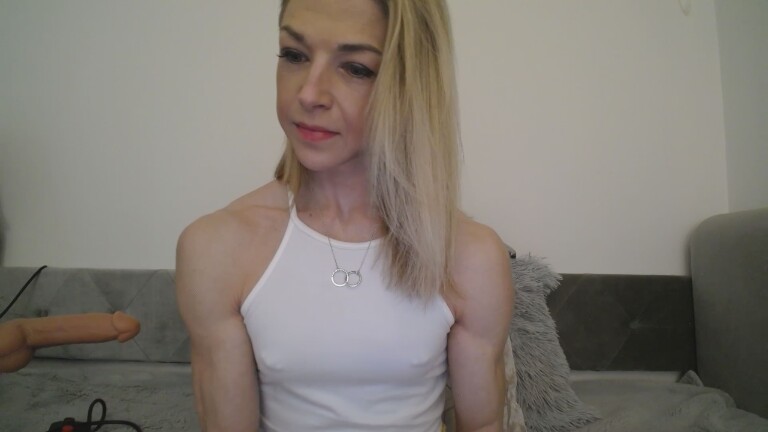 British_EmJess's Streamate show and profile