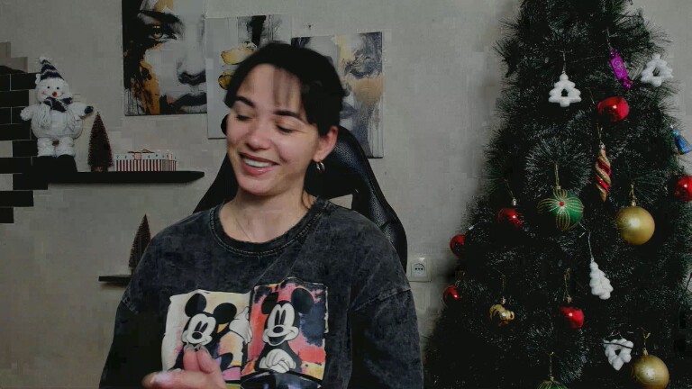 GlamNova's Streamate show and profile