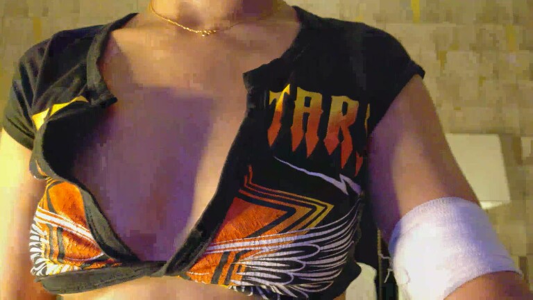 HollyLincon's Streamate show and profile