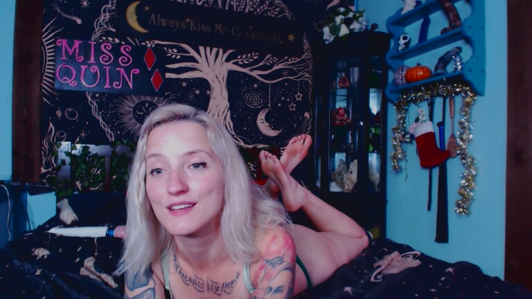 MissQuinCam's Streamate show and profile