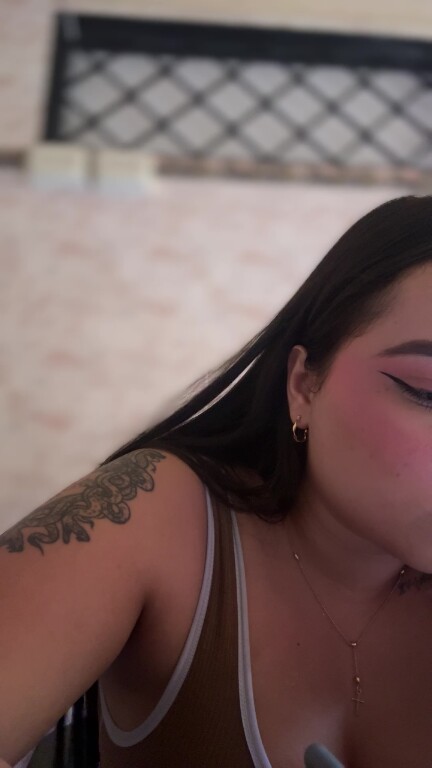 Evelin_Lombardi's Streamate show and profile