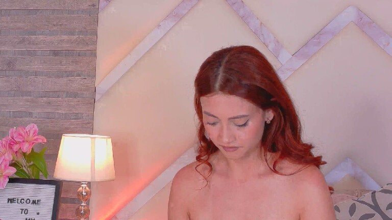 IsabelaJohnson's Streamate show and profile