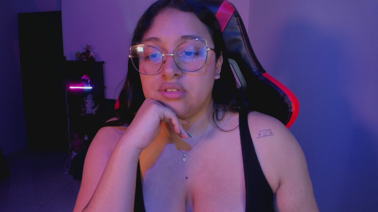 Sofiarodrigue's Streamate show and profile