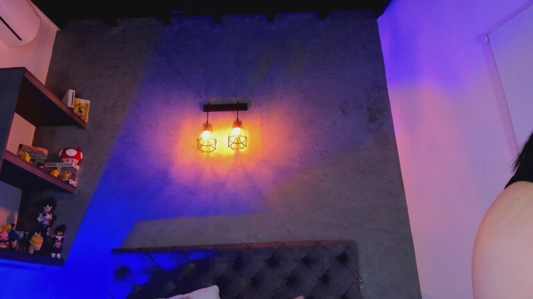 LeilaaIvy's Streamate show and profile