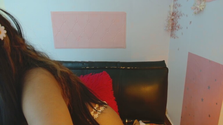 ivannaRami's Streamate show and profile