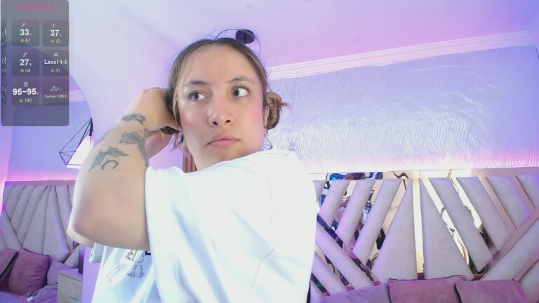 NyxAndria's Streamate show and profile