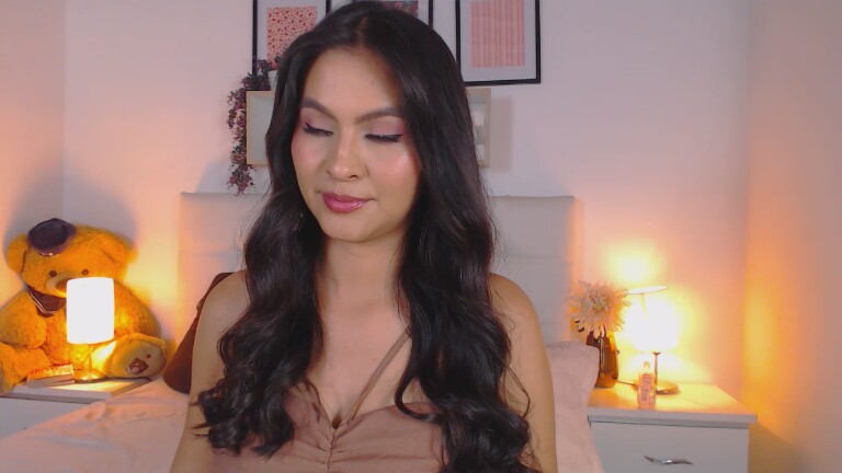 EmilyPricee's Streamate show and profile