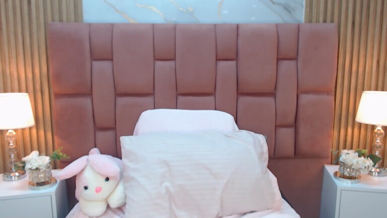 Sally_Boogie's Streamate show and profile